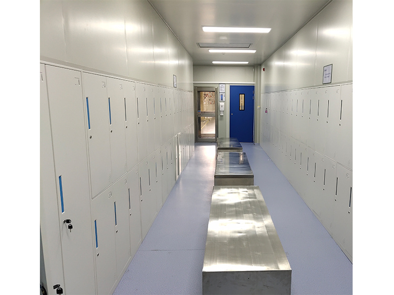 7更衣室清洁.jpg